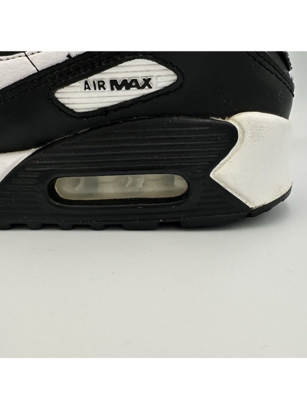 Nike Air Max 90 Youth Size 5.5Y Leather GS Black White Shoes Sneakers CD6864-010 - Picture 11 of 13